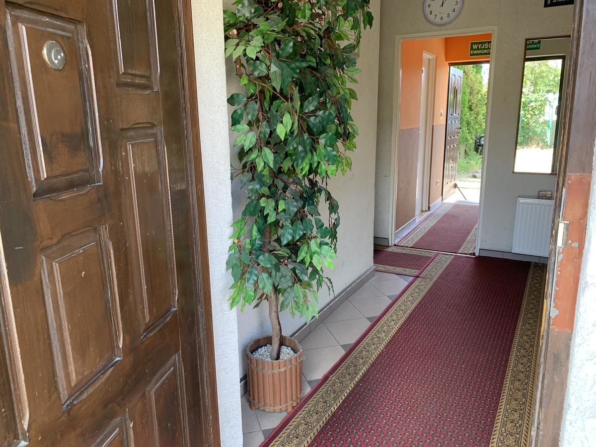 Отели типа «постель и завтрак» Boss 2000 Usługi Hotelarskie Дравско-Поморске